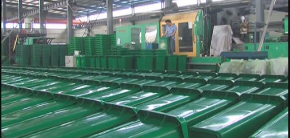 solution de machine de moulage par injection de poubelle